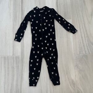 Hanna Andersson 2T One-Piece Zippered Pajamas Heart Patterned Valentine’s Day